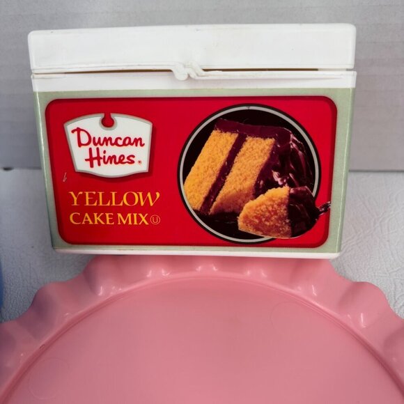 Fisher Price Baking Duncan Hines Cake Plate Bowl Spoon Spatula Vintage 1987-1988 - Picture 2 of 12